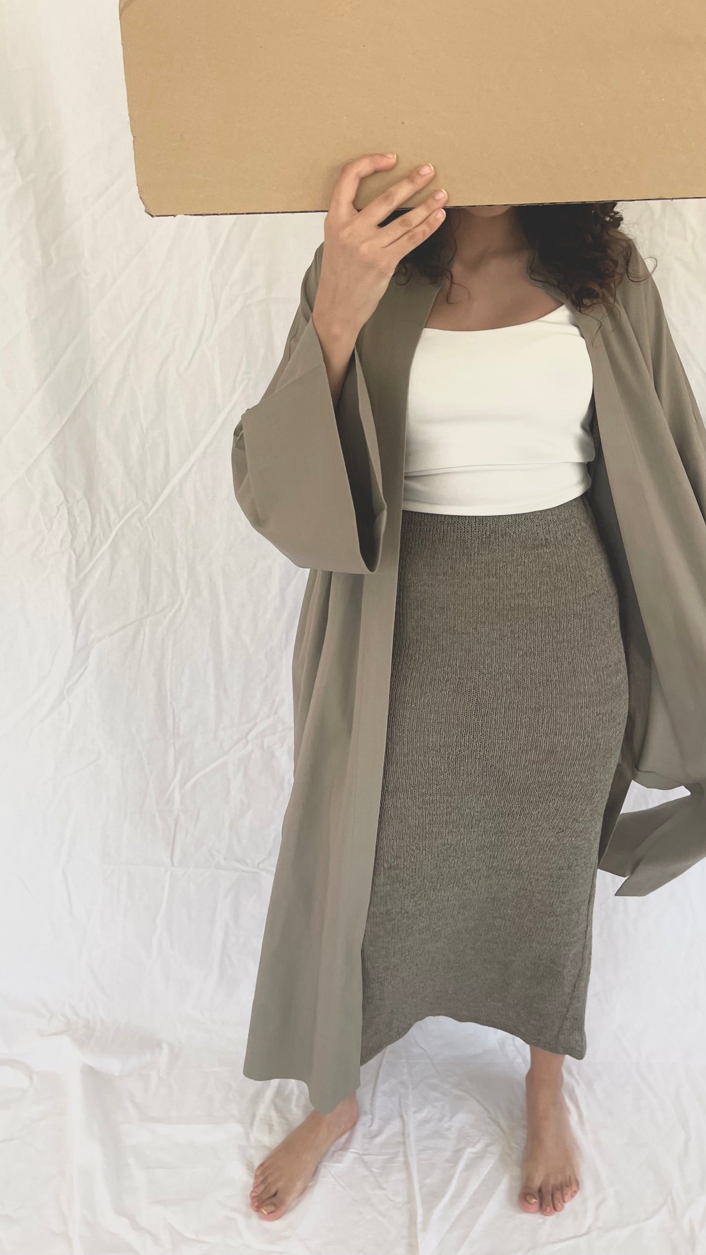 ａ   ｌｉｎｅｎ   ｃａｒｄｉｇａｎ