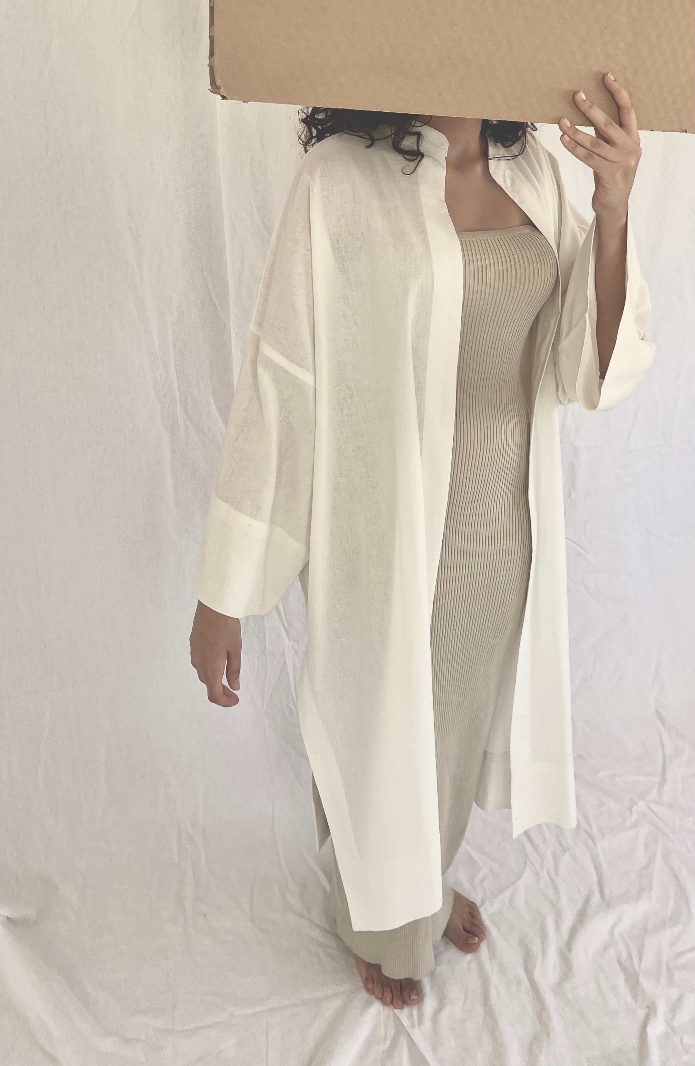 ａ   ｌｉｎｅｎ   ｃａｒｄｉｇａｎ